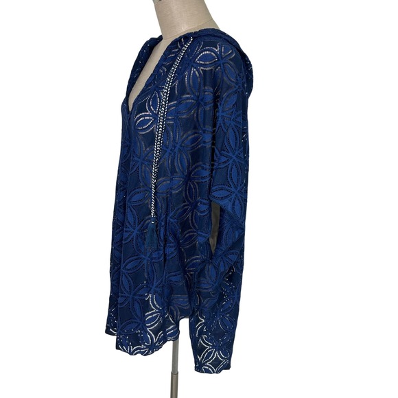 Trina Turk Cover-Up XS Blue Floral Crochet Hooded Swim Beach Resort Pool - Picture 3 of 14